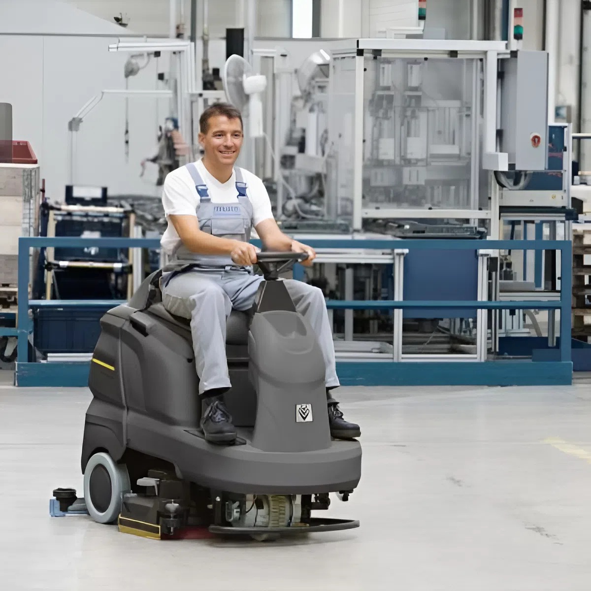 Hiệu quả vệ sinh vượt trội với máy chà sàn ngồi lái cao cấp